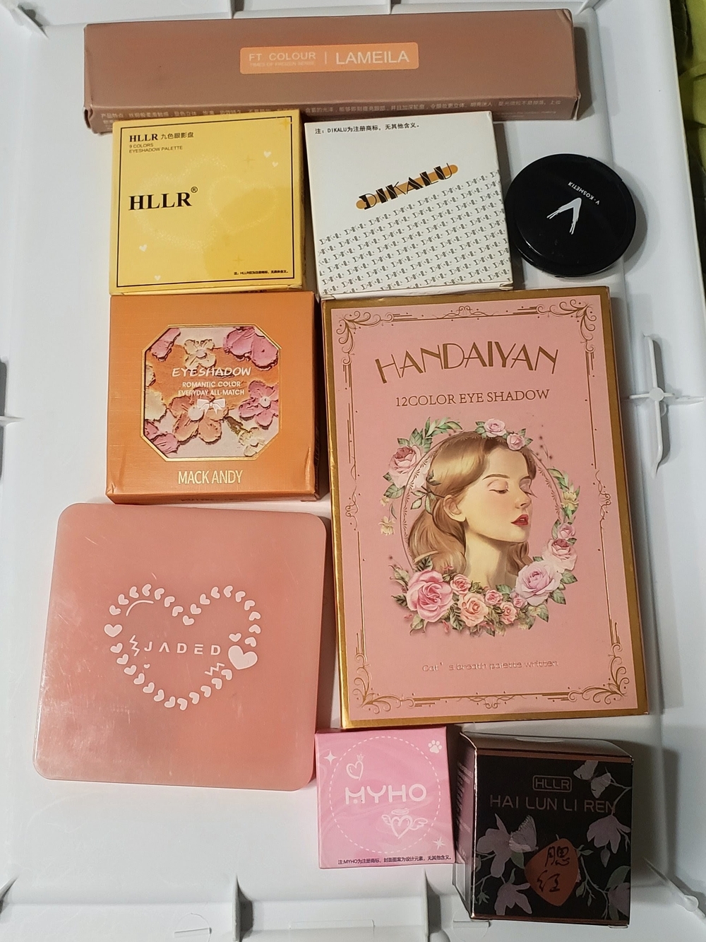 9 Eyeshadow Palettes. New.